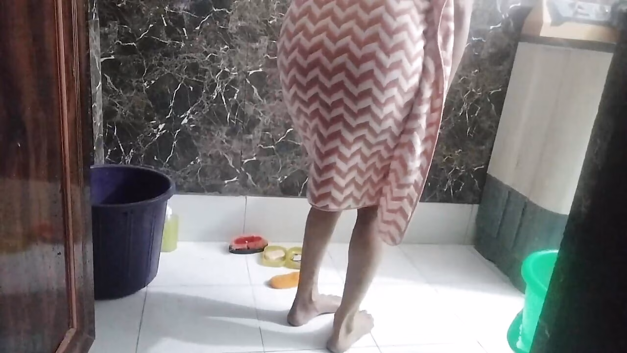 Jija ji ne gift deke mujhe choda